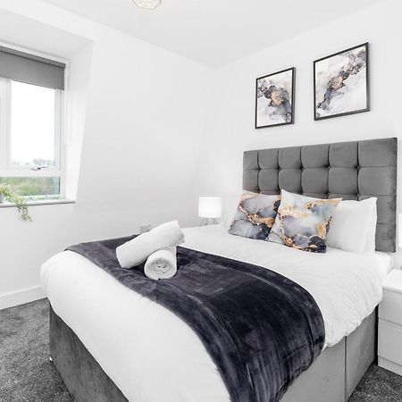 Stylish 2 Bedroom Apartment - Balcony - Secure Parking - Top Rated - 5Mc Бірмінгем Екстер'єр фото