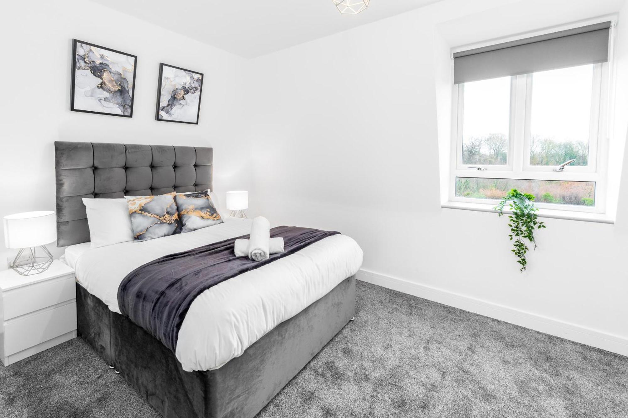 Stylish 2 Bedroom Apartment - Balcony - Secure Parking - Top Rated - 5Mc Бірмінгем Екстер'єр фото